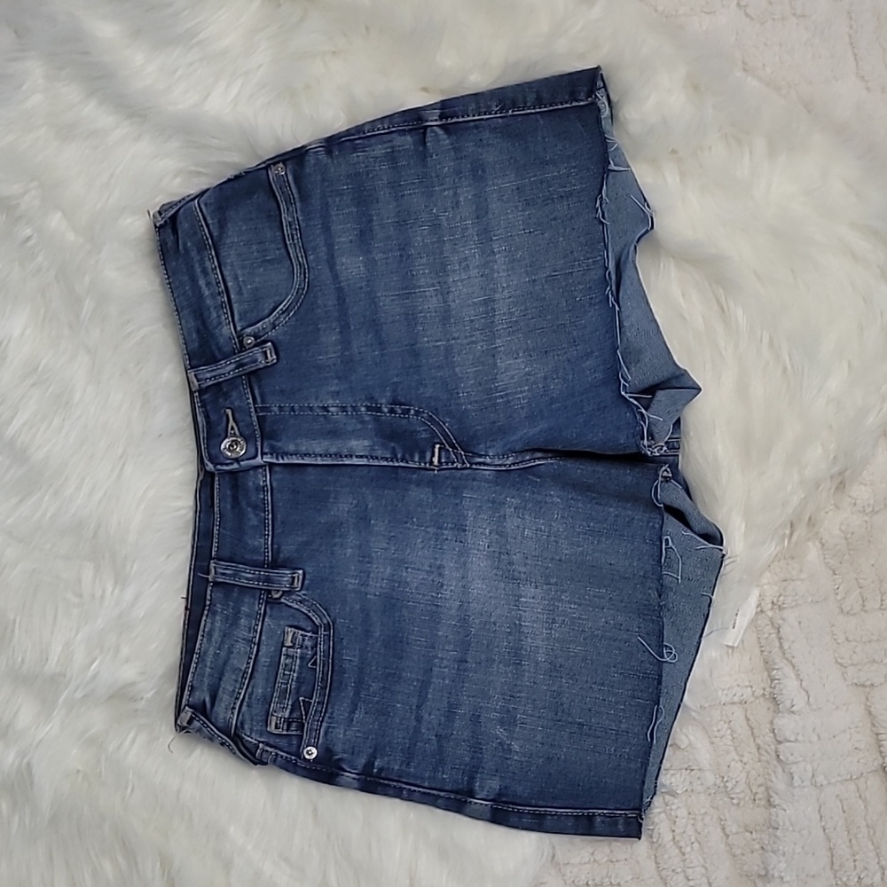 True Religion Maisie High Rise Denim Shorts Size 27 Cutoff Blue Jean Distressed